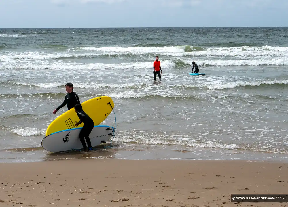 Golfsurfen in Julianadorp aan Zee